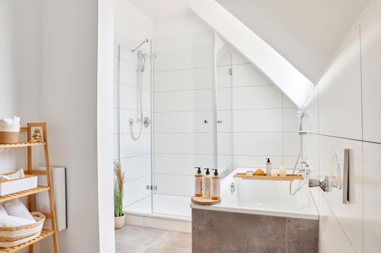 Schlossberg Residences - Xxl-Design-Apartment Mit Schlossblick Fuer Bis Zu 12 Personen Schwetzingen Exterior foto