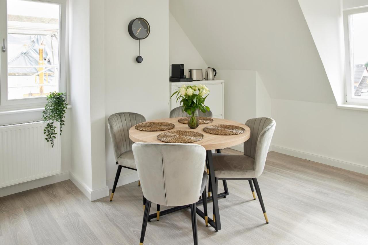 Schlossberg Residences - Xxl-Design-Apartment Mit Schlossblick Fuer Bis Zu 12 Personen Schwetzingen Exterior foto