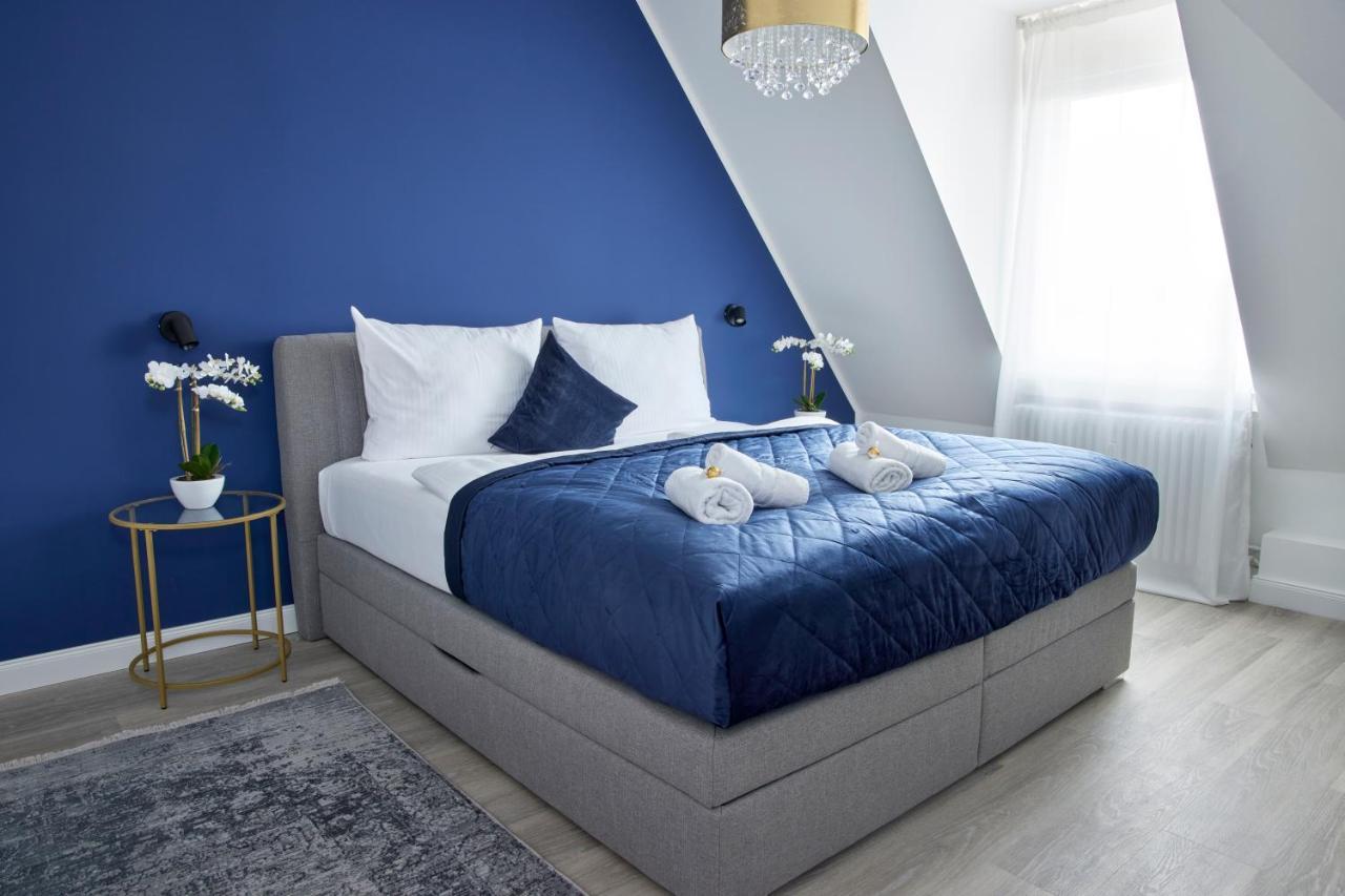 Schlossberg Residences - Xxl-Design-Apartment Mit Schlossblick Fuer Bis Zu 12 Personen Schwetzingen Exterior foto