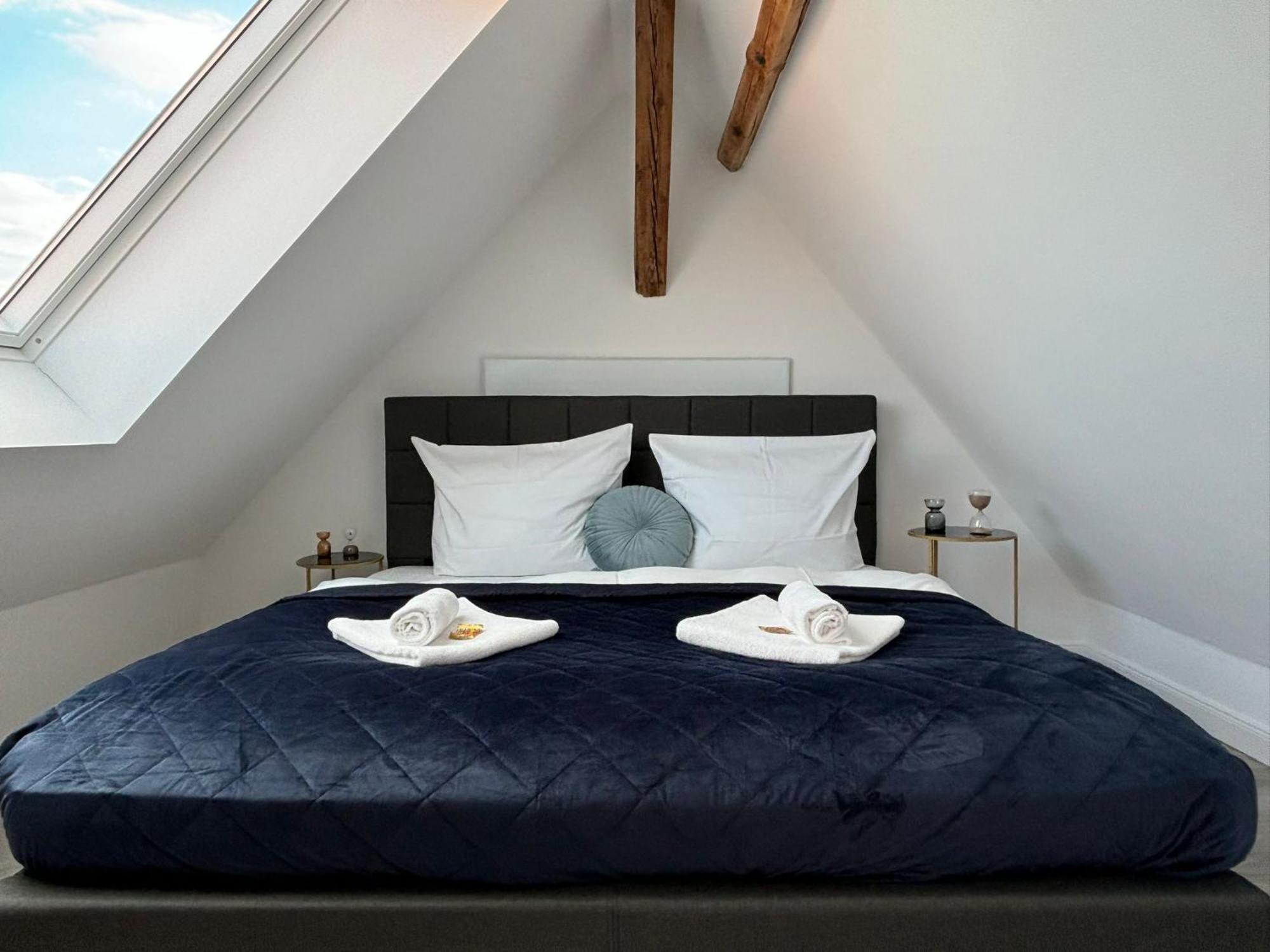 Schlossberg Residences - Xxl-Design-Apartment Mit Schlossblick Fuer Bis Zu 12 Personen Schwetzingen Exterior foto